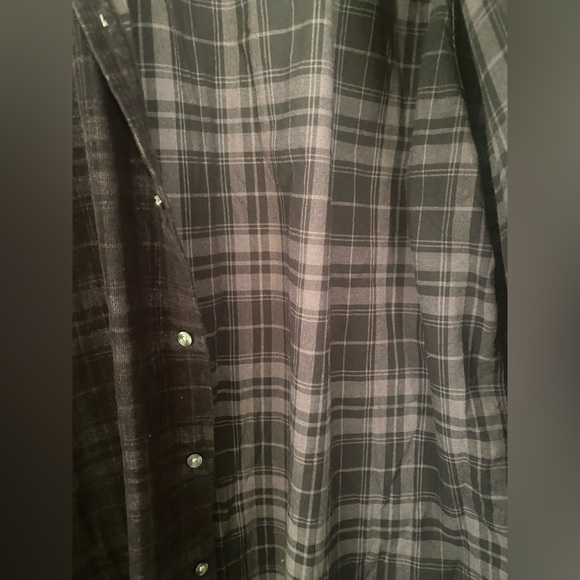 Mens large Michael Kors button down shirt. - Picture 3 of 6